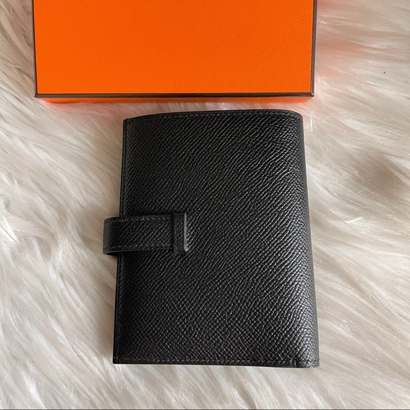 New Hermès So Black Bearn Compact monochrome Wallet - Picture 8 of 16